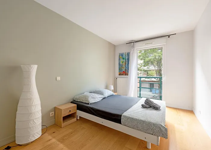 T3 Hypercentre Avec Parking Gratuit Et Terrasse Apartamento