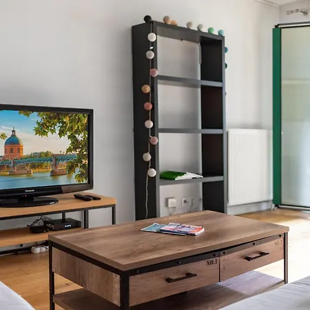 Apartment T3 Hypercentre Avec Parking Gratuit Et Terrasse *